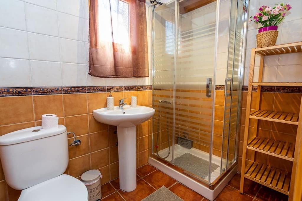 Cozy In Nerja , Malaga. Private Pool. Wifi Casa de Férias